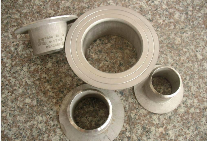 금속 끝 플랜지 및 긴 웰드 목 Pe100 SDR11 HDPE 플랜지 어댑터 풀 플랜지 무료 샘플 0