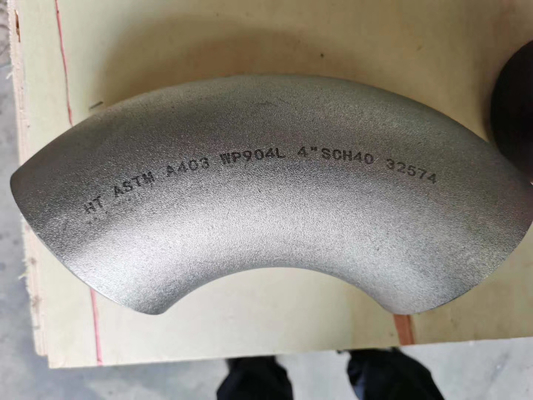 90D Elbow ASME/ANSI B 16.5 A403-GR.WP347H 6 Inch Butt Welding Gas Pipe Fittings Black Painting Pressure Rating 9000LBS