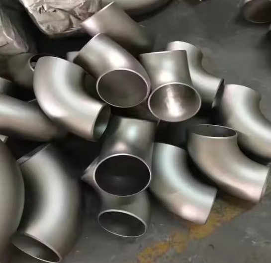Smooth Socket Weld Connection Stainless Steel Elbow for Easy Installation